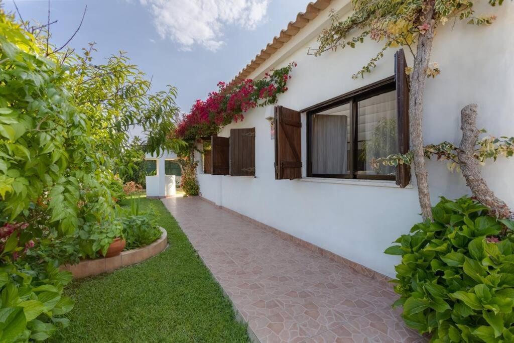 Rosado - Moradia 6 Com Ac, Jardim A 5 Min Do Centro De Ferienhaus *