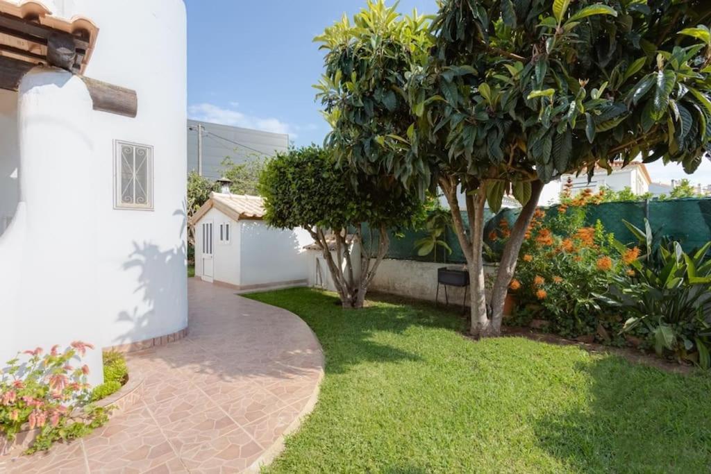 Rosado - Moradia 6 Com Ac, Jardim A 5 Min Do Centro De Ferienhaus