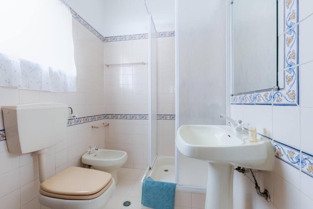 Rosado - Moradia 6 Com Ac, Jardim A 5 Min Do Centro De Ferienhaus *